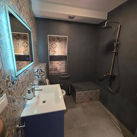 Private And With Available Parking Apartmán Dubrovník