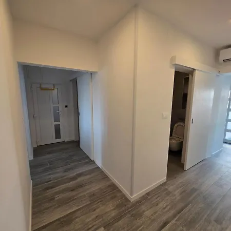 Private And With Available Parking Apartamento Dubrovnik